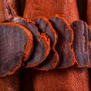 BASTËRMÁ FILETEADO - por 100grs