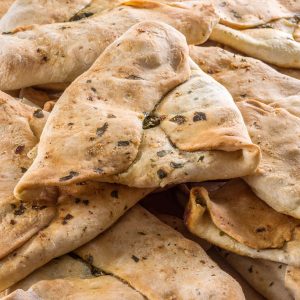 EMPANADAS CERRADAS DE VERDURA (FATAY) - Tamaño copetín, por Docena (24 hs)